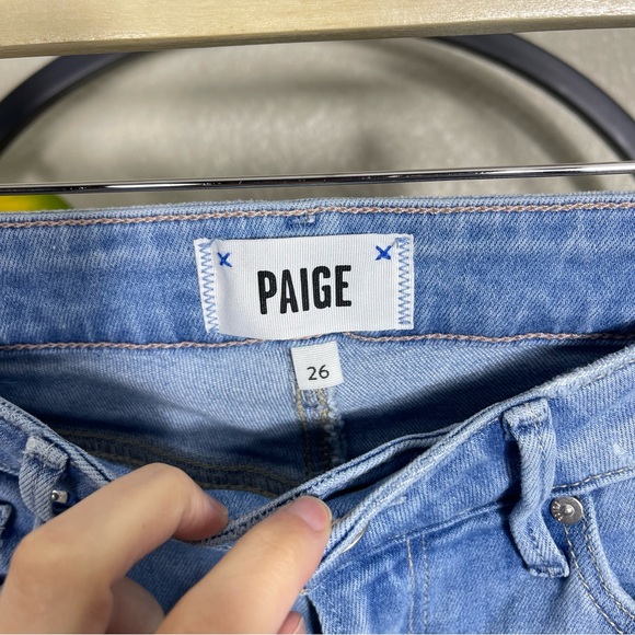Paige Genevieve Sky Touch Distressed  - Size 26 - NWOT - Raw Hem RN#27002 - Picture 3 of 12